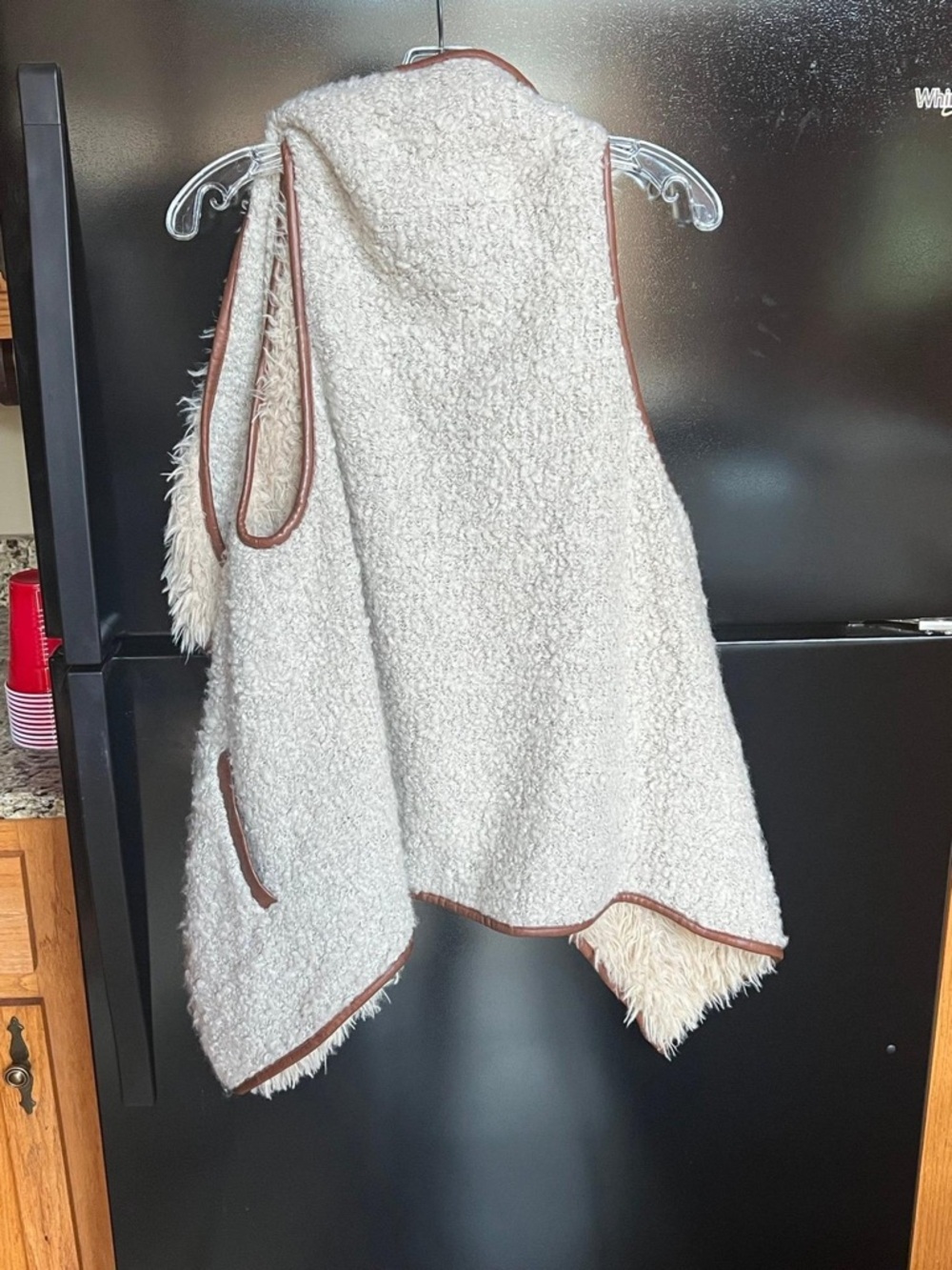 Love Tree Cream Bouclé Faux-Sherpa Vest with Tan Trim - Picture 2 of 5